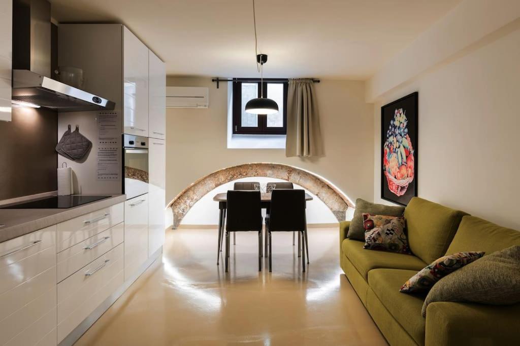 Arch Apartment Duomo - Florence Buitenkant foto